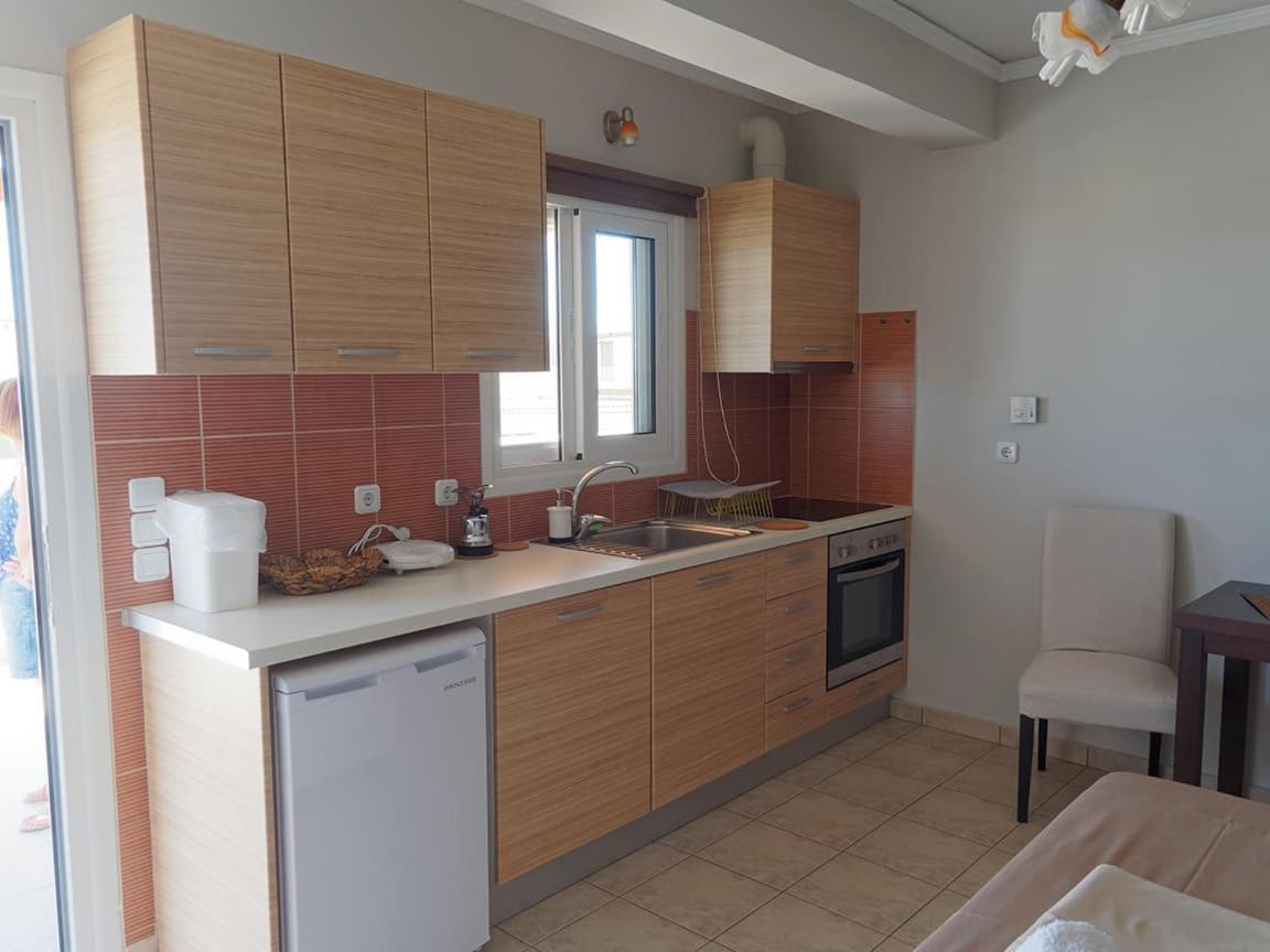Apartament N&Μ Méthana Zewnętrze zdjęcie